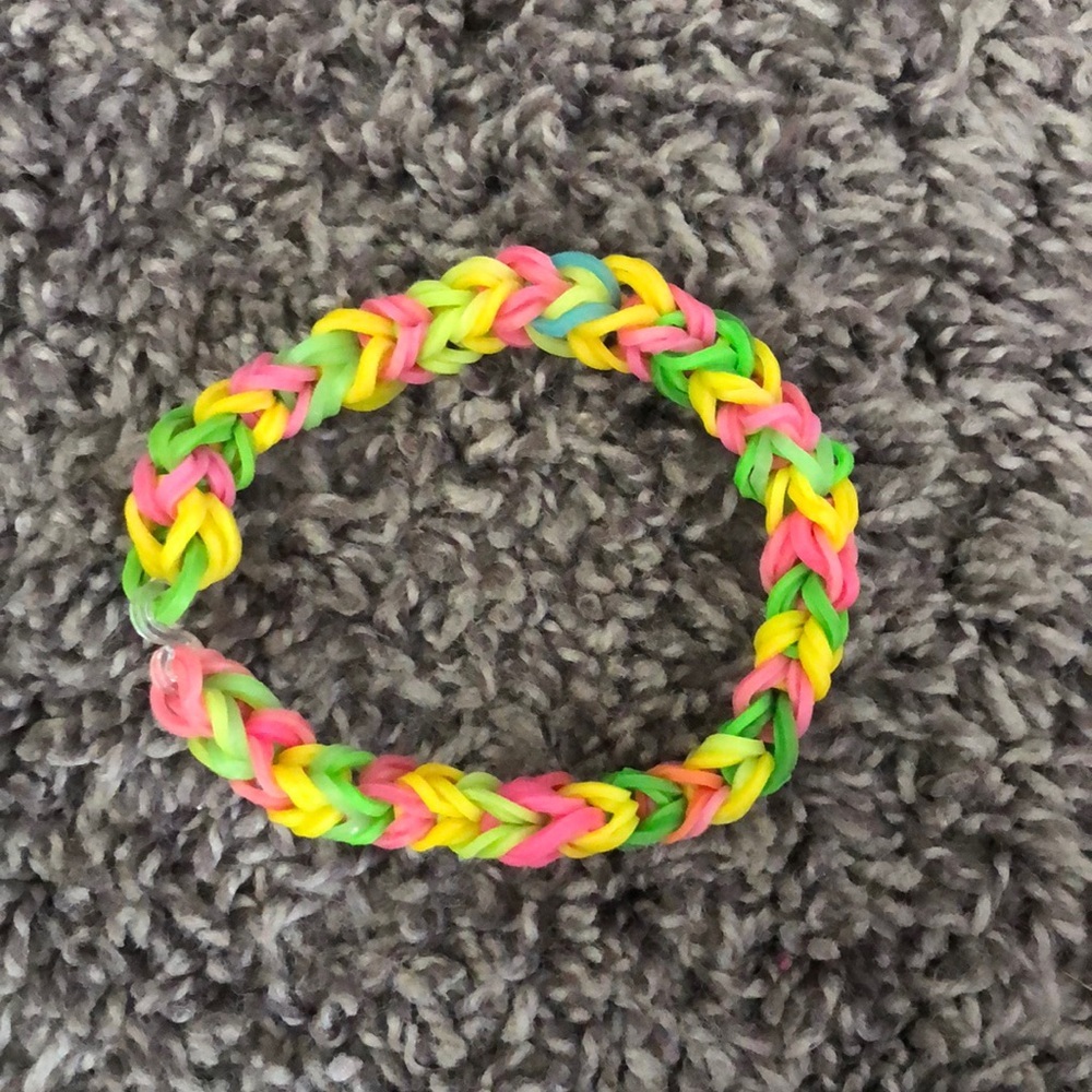 GREEN YELLOW PINK BRACELET